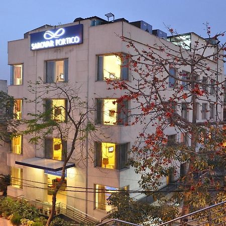 Sarovar Portico Naraina, Hotel Нью-Делі Екстер'єр фото