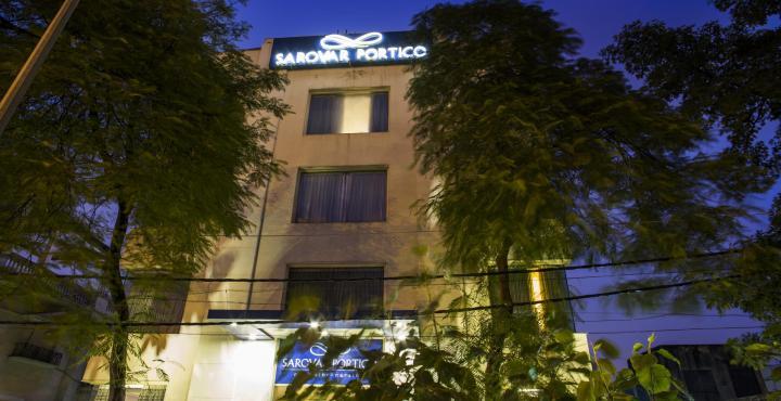 Sarovar Portico Naraina, Hotel Нью-Делі Екстер'єр фото
