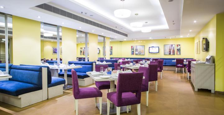 Sarovar Portico Naraina, Hotel Нью-Делі Екстер'єр фото