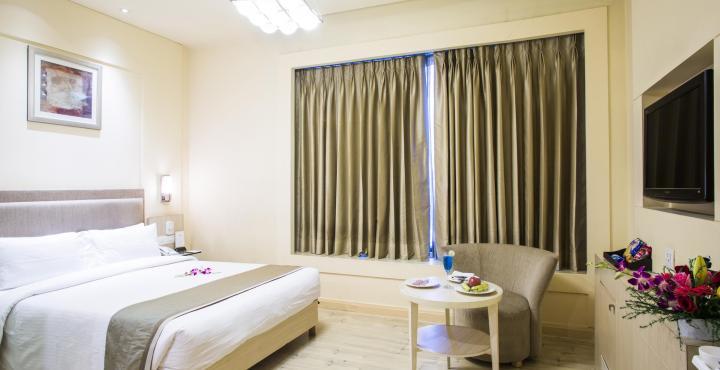 Sarovar Portico Naraina, Hotel Нью-Делі Екстер'єр фото